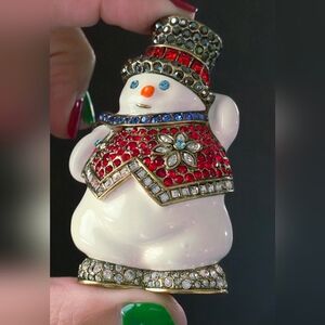 Heidi Daus Designer Signed "Sparkling Snowman" collectible crystal Brooch Pin ☃️